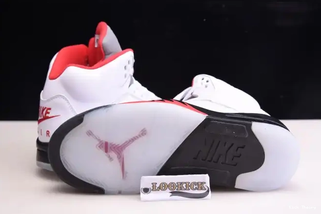 Kicked Out Shoe Store Fire Silver DA1911-102 Air Red Tongue Retro 5 (2020) Jordan 0518